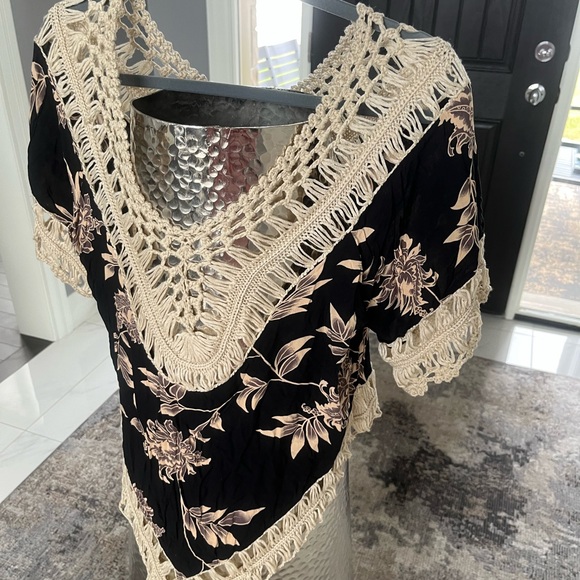 Arianna one size vacation top pool cover up sexy and cute bohemian hippy look - Picture 7 of 17